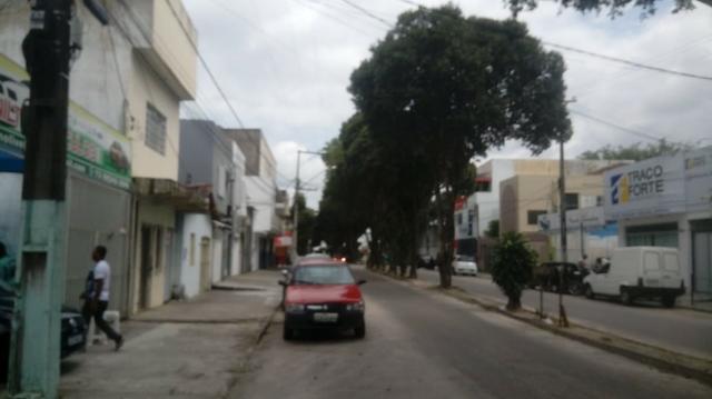 Vende Prédio Misto ( Residencial E Comercial) Centro