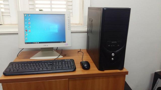 Computador Core 2 duo E7400 2GB Ram Hd de 500 GB Parcelo 10X no cartão
