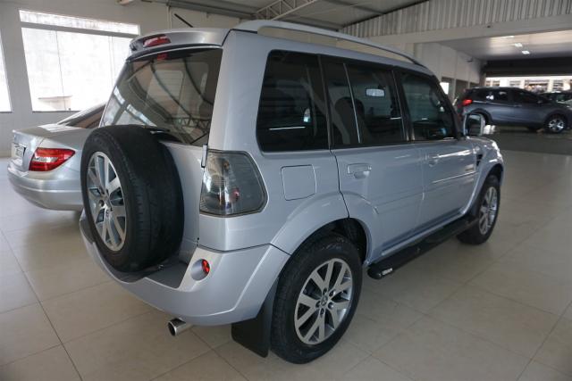 MITSUBISHI PAJERO TR4 2012/2013 2.0 4X4 16V 140CV FLEX 4P AUTOMÁTICO - Foto 2