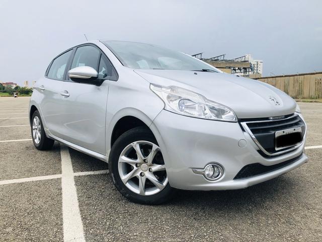 Peugeot allure 208 2014