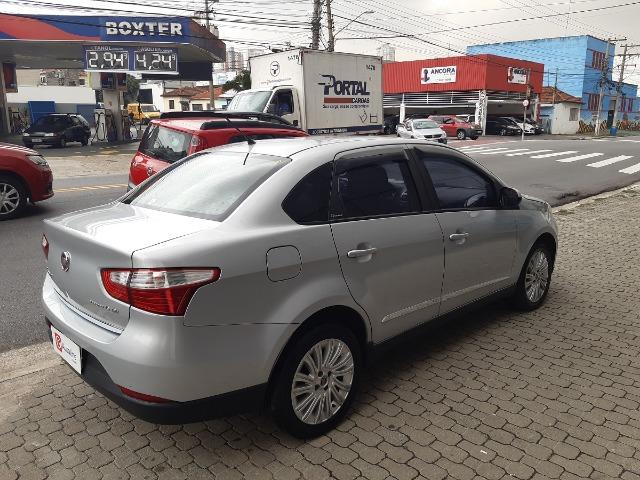 Fiat Siena Essence 1.6 Flex - Único Dono - Estado de 0km - 2015 - Foto 11
