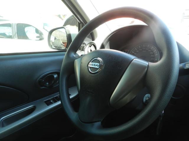 NISSAN MARCH 10S - Foto 6