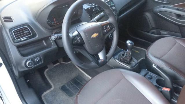 Cobalt LTZ 1.8 economic c/ gnv e banco de couro - pronto p/ uber Black - Foto 16