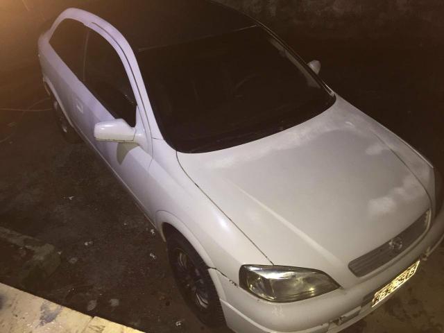 Vendo eesse astra 1.8. ar comdicionado com o moto pra fecha as percas tao aqi tudo nova - Foto 2