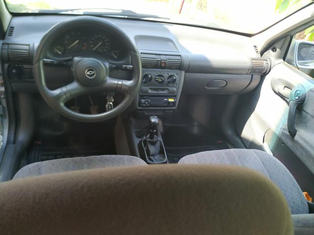 Corsa Sedan 97 - Foto 6