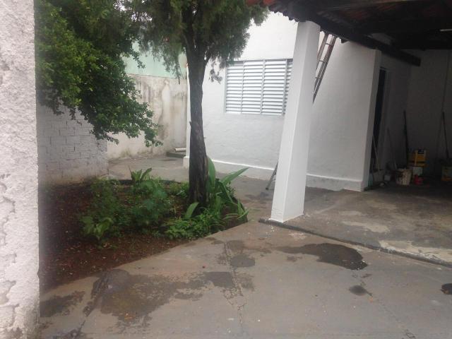 Alugo Casa próxima a Av. Bernardo Sayão - Fama - Foto 2