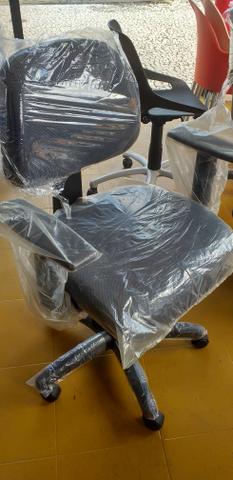 Cadeiras em Promoção 399.00 are 4x s/ juros!! - Foto 2