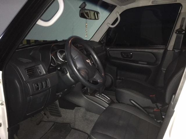 Mitsubishi Pajero TR4 4x2 automática em excelente estado - Foto 5