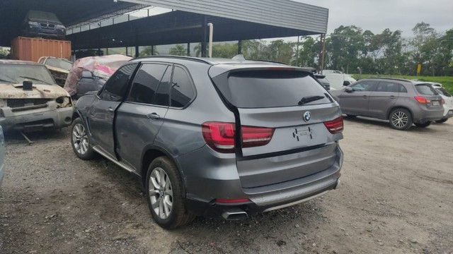 Sucata BMW X5 XDrive 50i 4.4  2016 - Foto 4