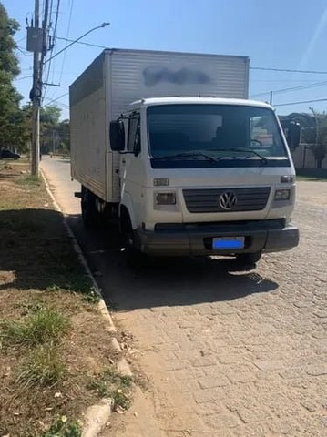 VW 8-120 BAÚ