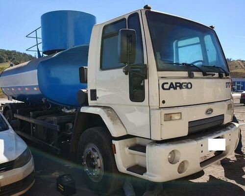 FORD CARGO PIPA 1717 2010