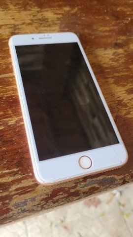 iPhone 8 Plus GOLD 64gb impecável  - Foto 3