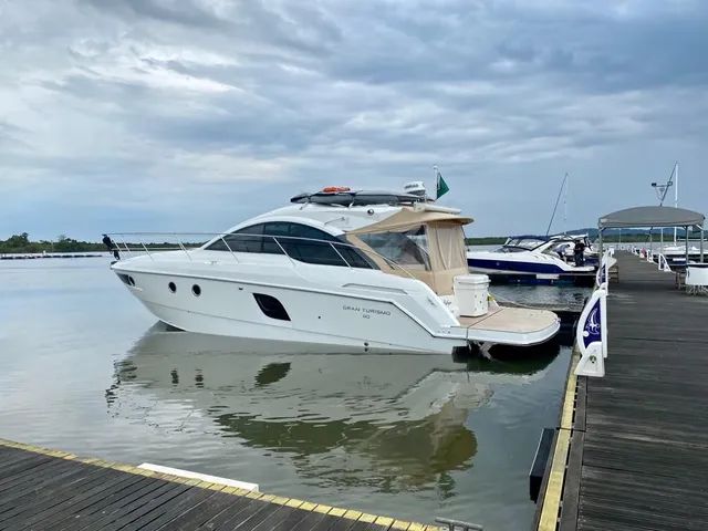 Beneteau 400 HT Ano 2015 x2 Volvo D4 300 HP ñ Phantom Sessa Focker Solara 