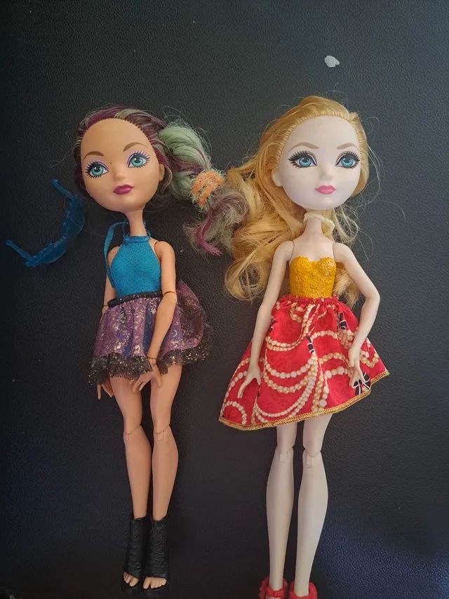 Ever After High Praia Encantada - Apple White - Mattel - Bonecas