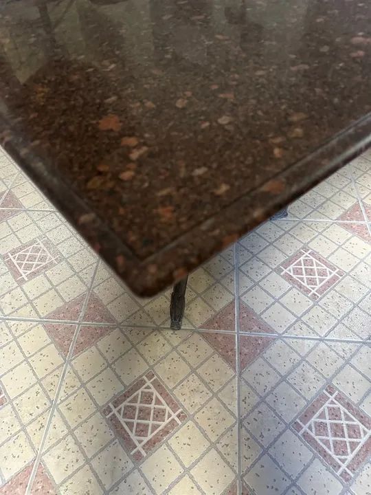 Mesa de Jantar Antiga de Madeira Maciçam - Foto 4