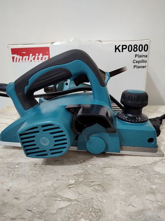 Plaina Elétrica 82 mm 620W - MAKITA-KP080082
