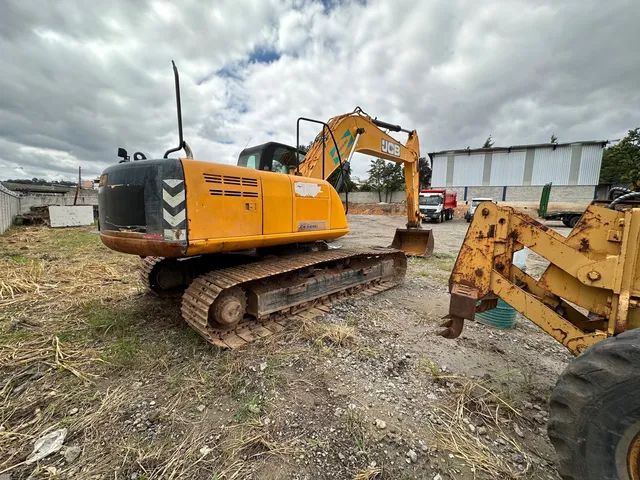 Escavadeira JCB JS200 LC 2015 20 Toneladas  - Foto 3