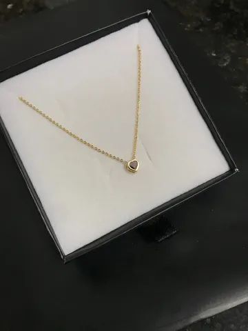 Colar ponto de luz lilás | Camadas em ouro