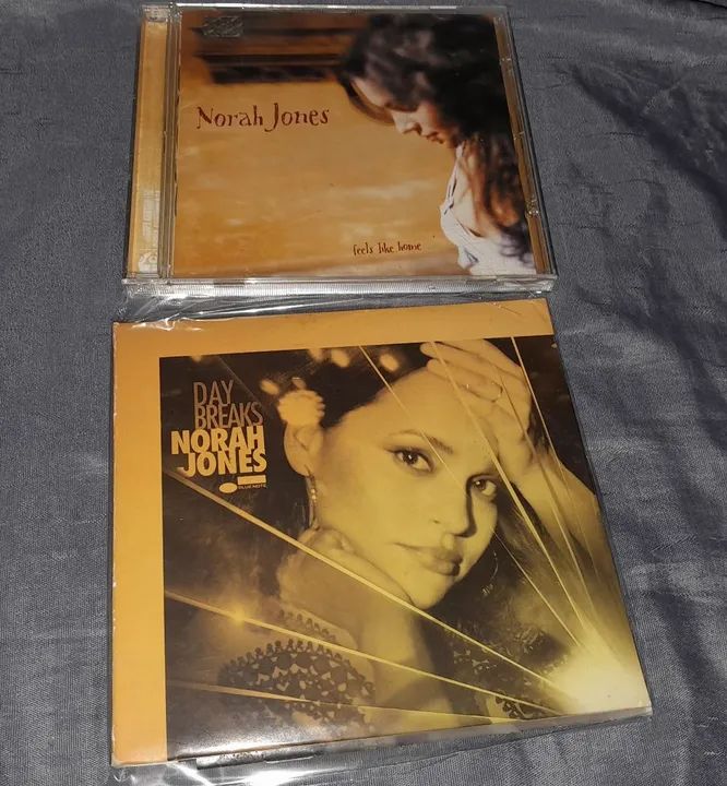 2 Cds norah jones day breaks + feels like home