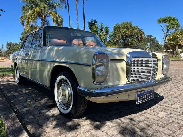 Mercedes-Benz 220-S Sedan 2.2 6V 4P Gasolina. 1972