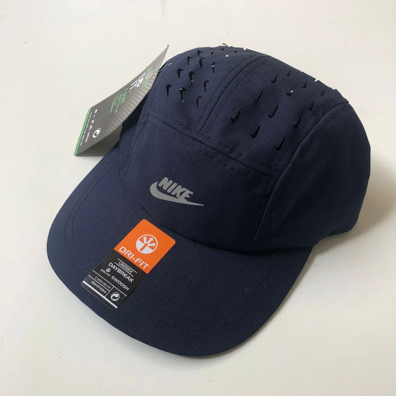 Boné Nike padrão shopping 19.90$cada - Foto 2