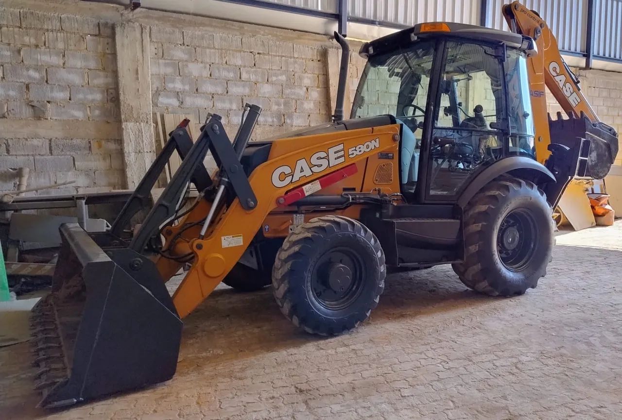 Retroescavadeira case 580 N completa - Foto 2