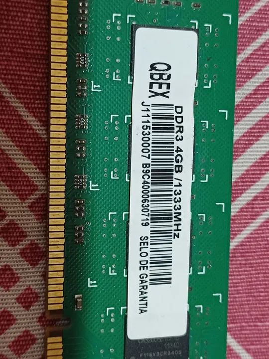 Memória RAM DDR3 4GB 1333MHz QBEX