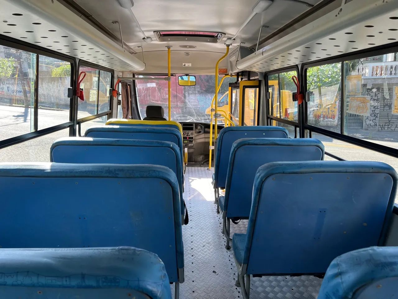 Micro ônibus iveco 2013  30 Lugares  - Foto 15