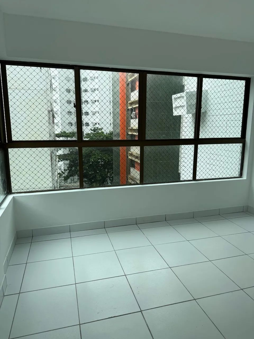Imóvel para venda possui 58 metros quadrados com 2 quartos em Pina - Recife - PE