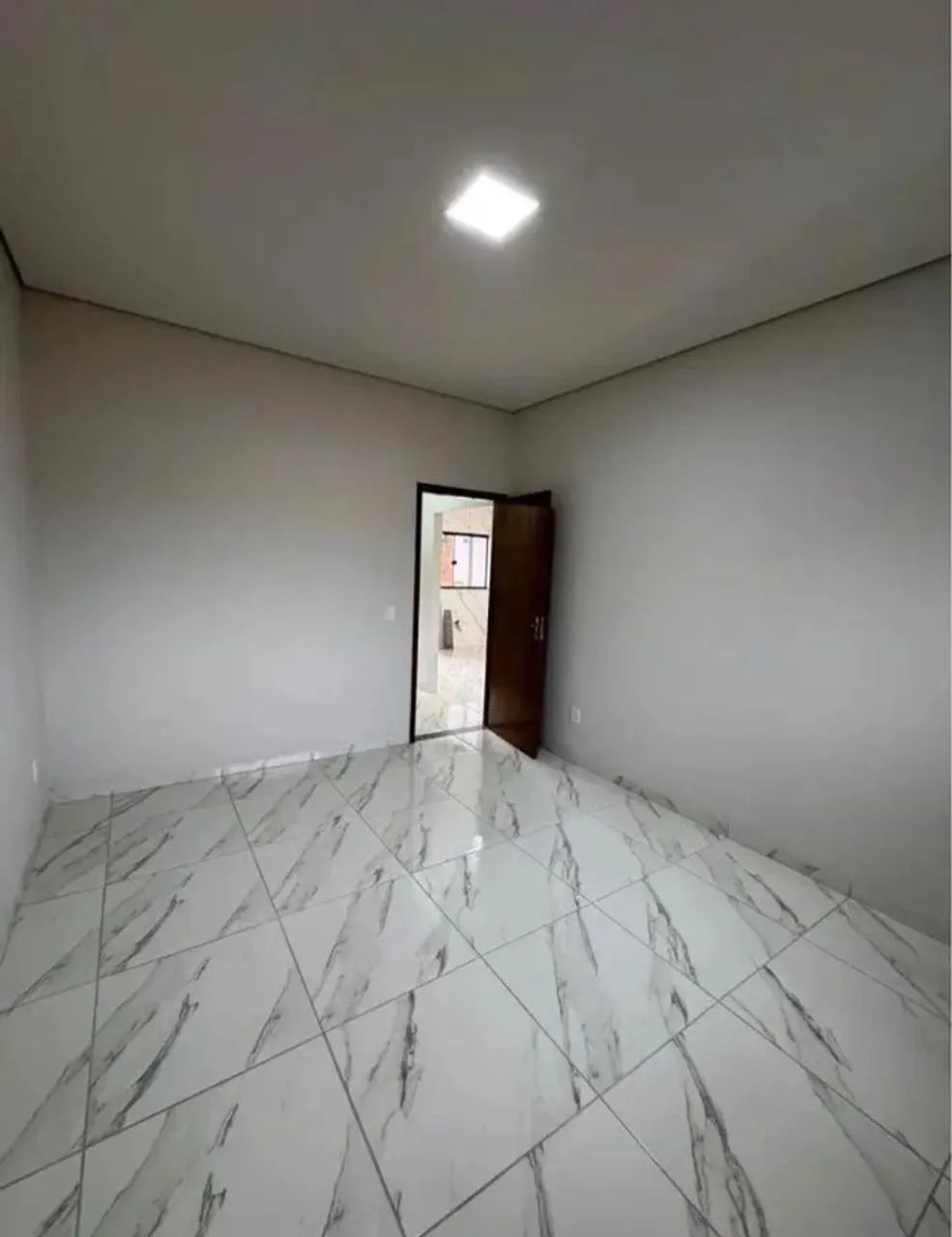VENDO CASA NO BAIRRO ALVORADA - PRÓXIMO AO SESI - Foto 2