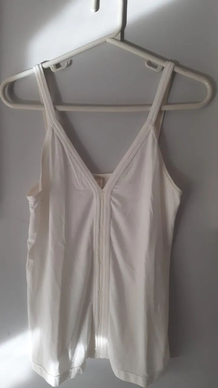 Blusa Canelada Yessica Off-White - Básica, Elegante e Versátil ? - Foto 4