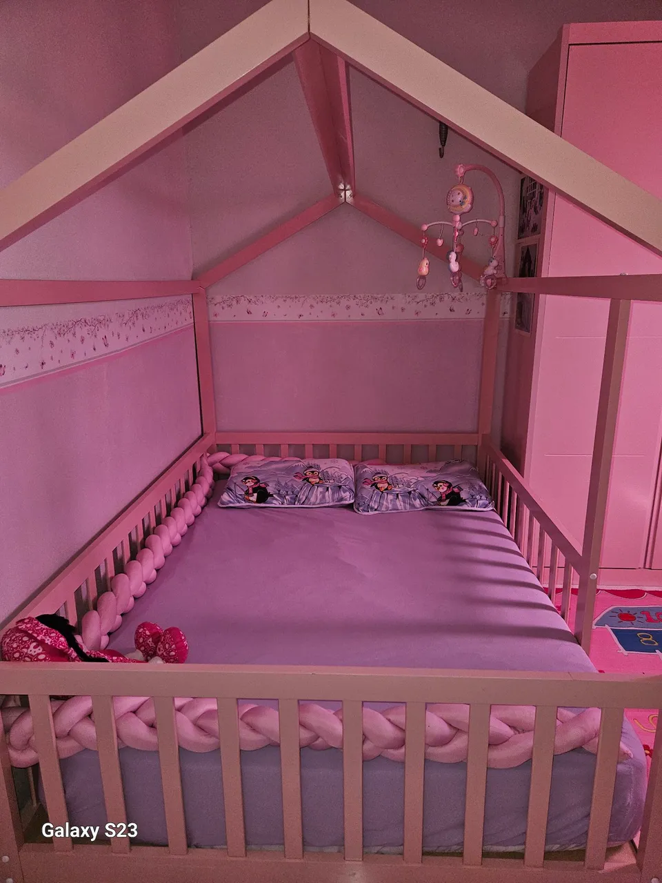 Cama Infantil Casinha Rosa!