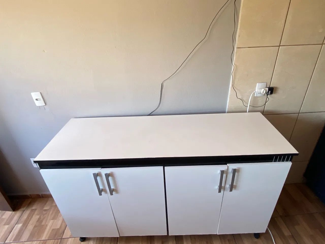 Armário de Cozinha Branco e preto com 4 portas  - Foto 6