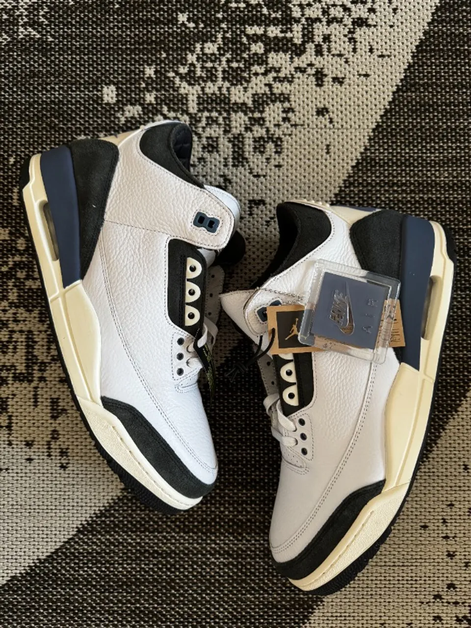 Air Jordan 3 x A Ma Maniere Diffused Blue 44BR