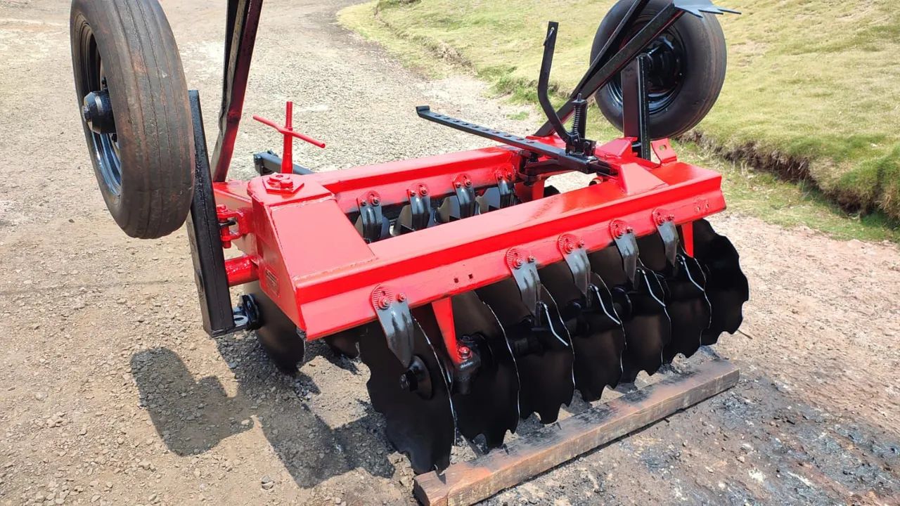 Grade Aradora Roma 14 discos com Transporte - Foto 2