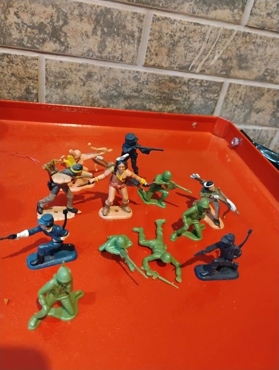 Lote Coleção de Soldadinhos de Brinquedo Gulliver  - Foto 3