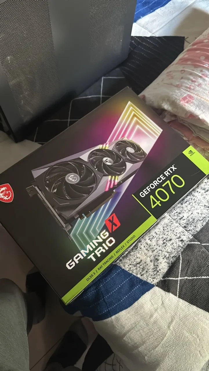 Placa de Vídeo MSI GeForce RTX 4070 Gaming X Trio