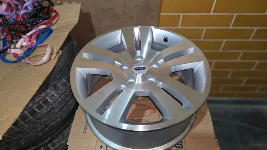 Jogo 4 Rodas originais FUSION, reformadas / diamantadas 