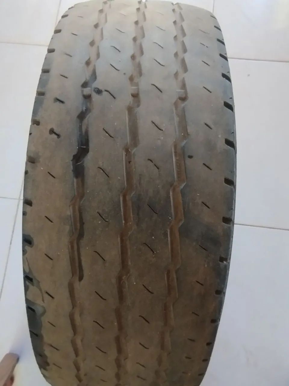 Roda com pneu aro 16 Renault Master - Foto 3
