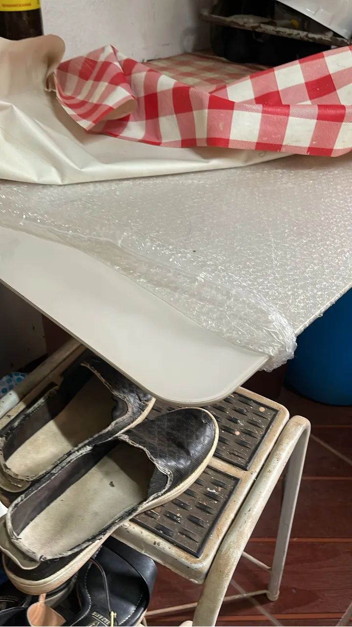 Mesa Laqueada ***LEIA***