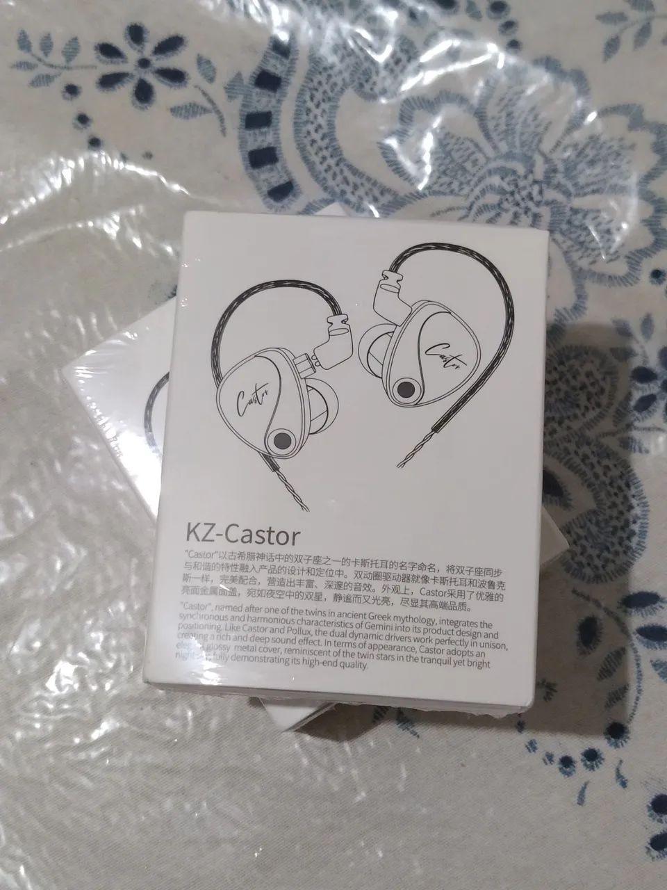 KZ CASTOR 4DD SEM MICROFONE LACRADO Ótimo qualidade  - Foto 4