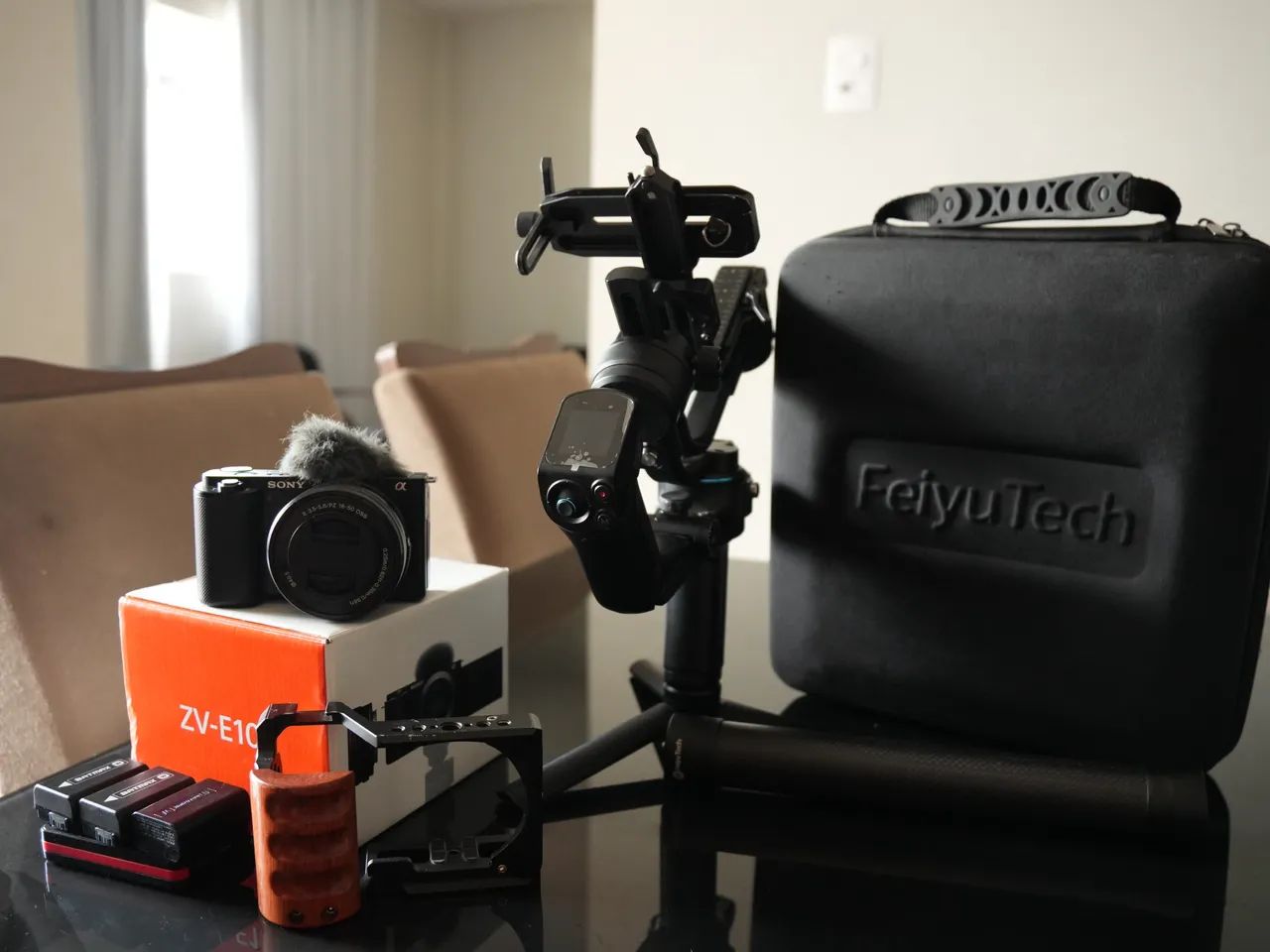 Camera Zve10 + lens 16-50 kit + Gimbal Scorp 2 combo64167750647426120