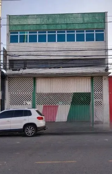 Imóvel para aluguel tem 900 metros quadrados em Santo Antônio - Osasco - SP