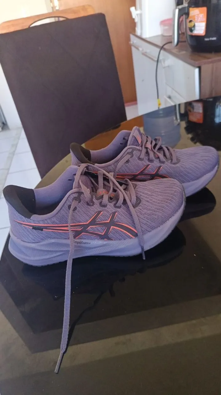Tênis Asics Gel Amplifoam+ Feminino - Conforto e Performance
