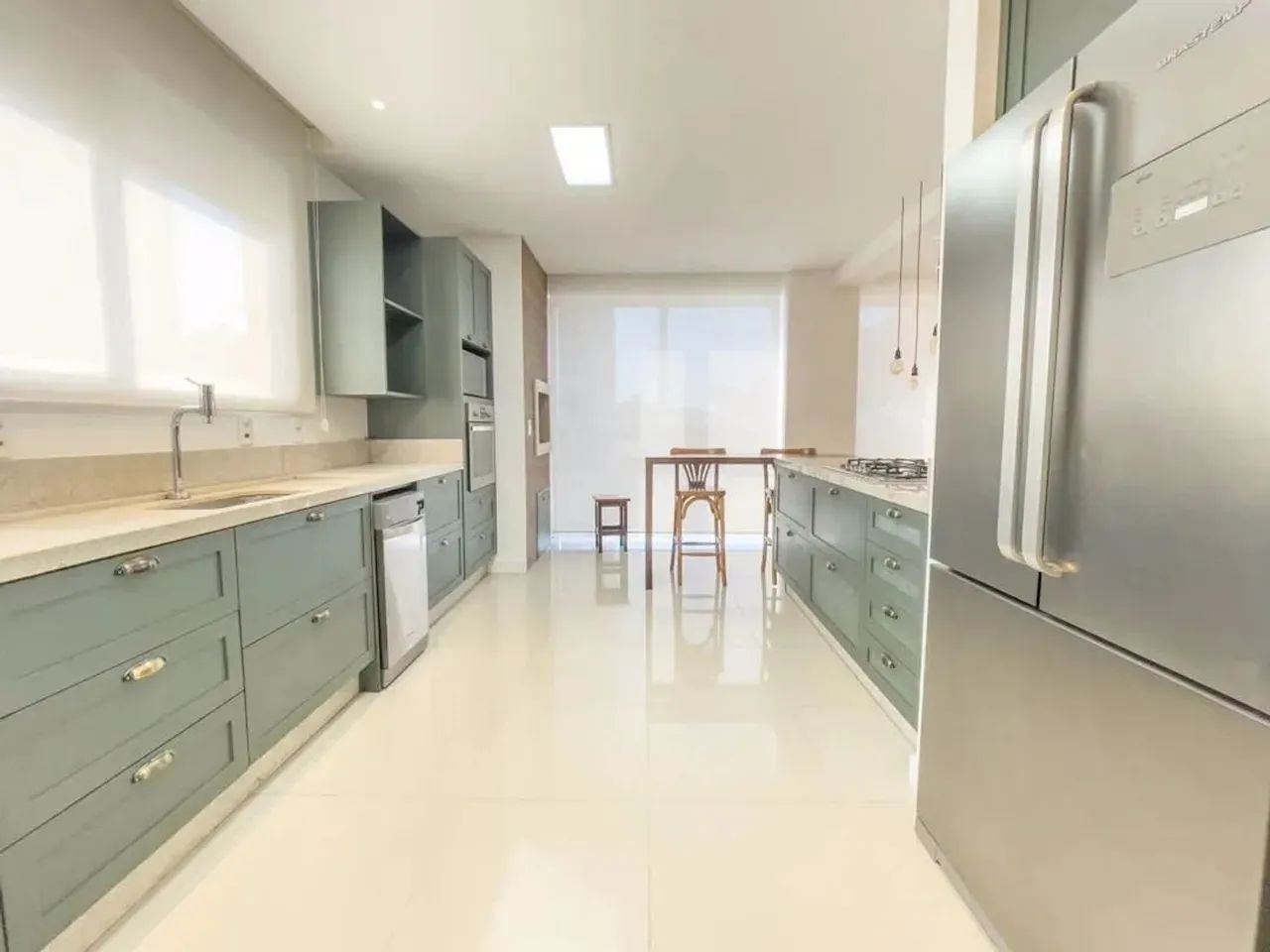 Excelente apartamento para locação com 3 dormitórios para alugar com 225 m² - Ponta Aguda  - Foto 5