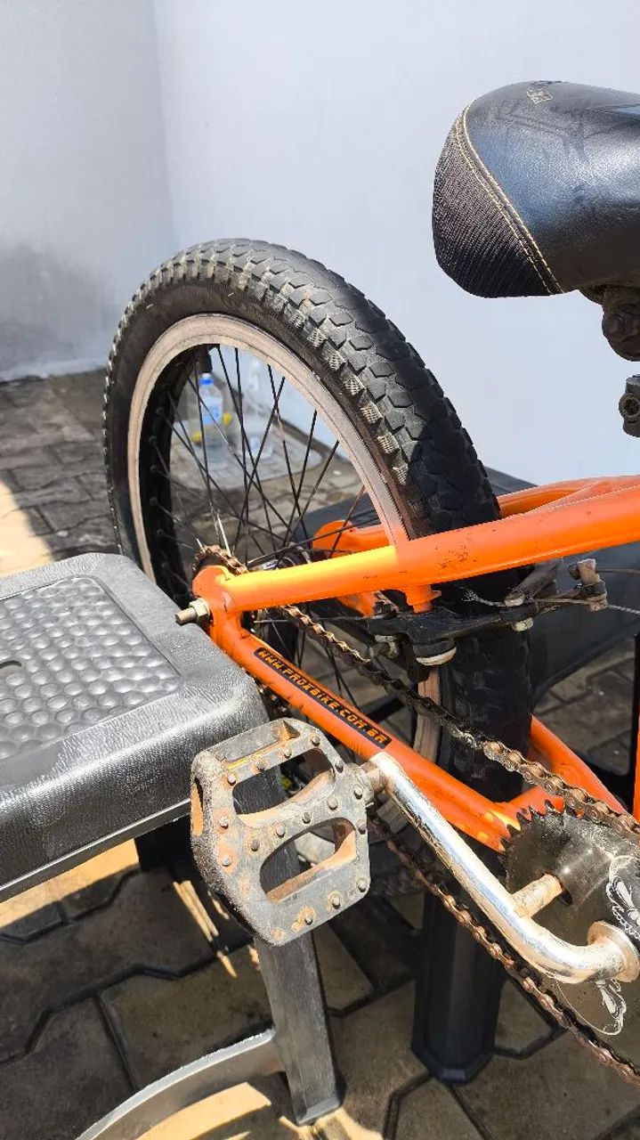 BMX PROFISSIONAL COM FREIOS V-BRAKE Originais! - Foto 5