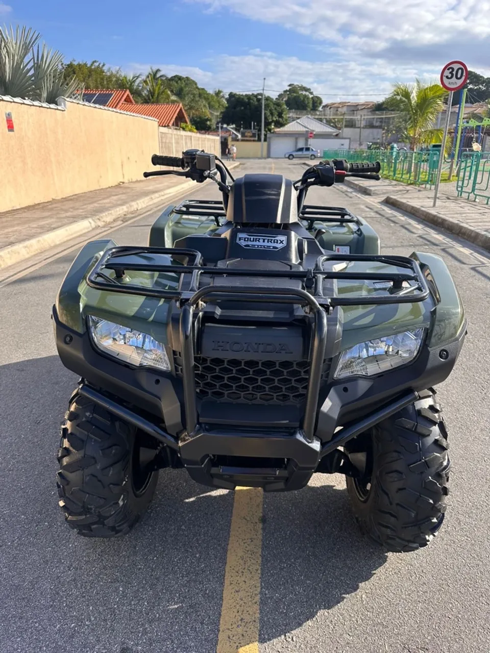 Honda FourTrax 4x4 420 - ATV