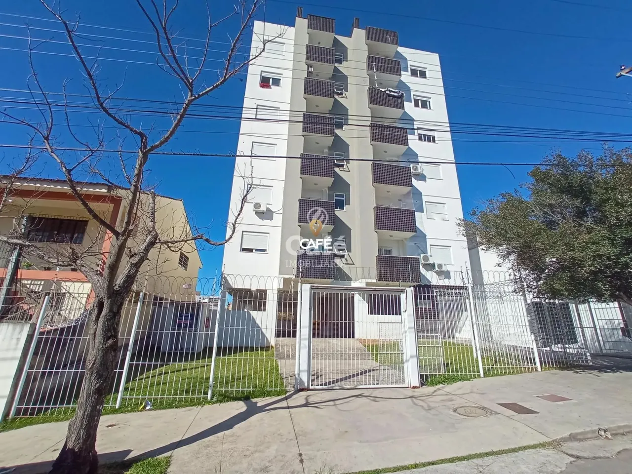 Apto 01 dormitório, com garagem, próximo a UFN