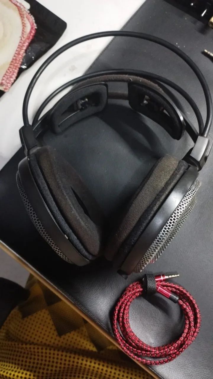 Headphone Audio Technica AD700x com mod de cabo removível