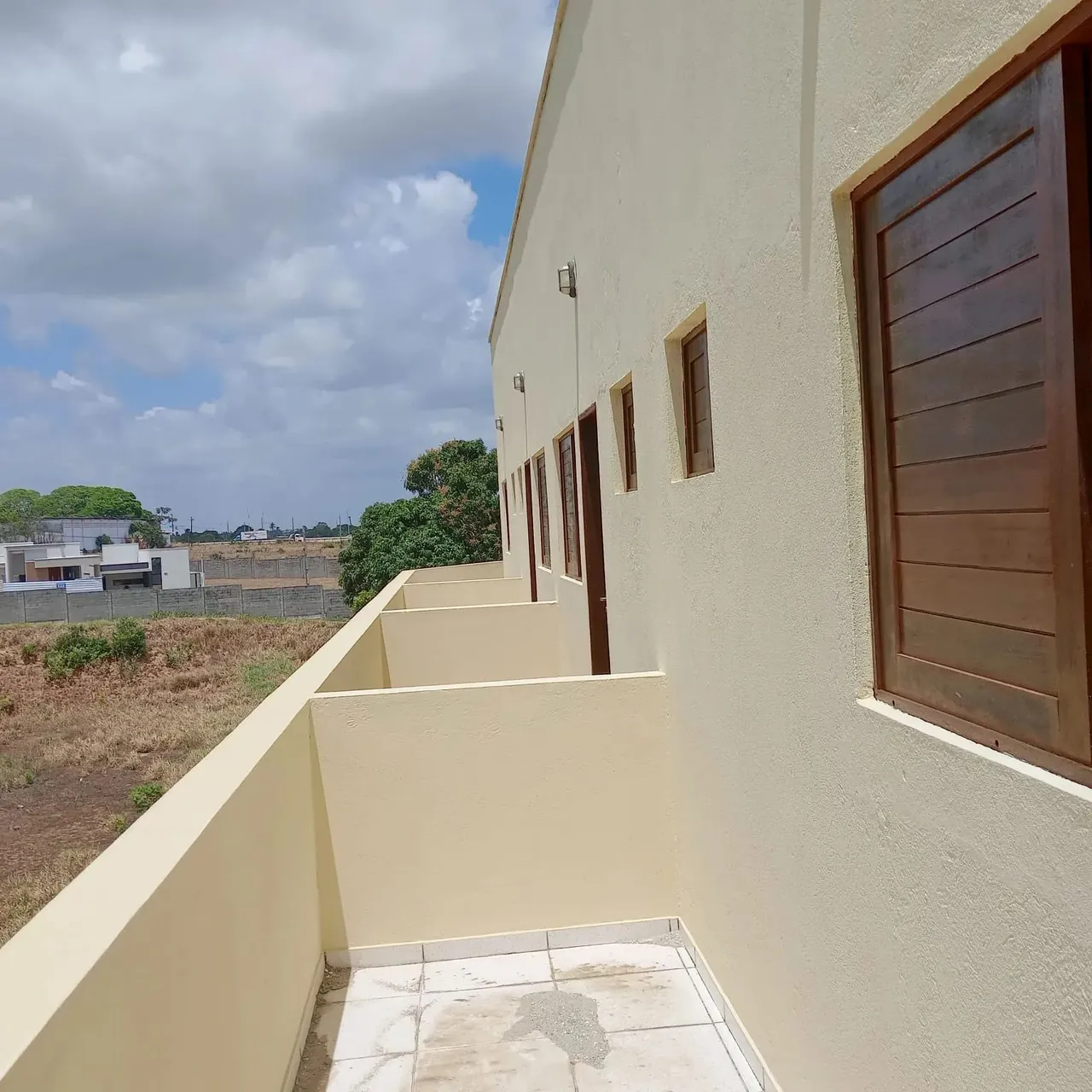 prédio com 24 Apartamentos na rua enfrente a ifrn em Parnarmirim